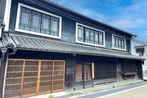 出雲街道津山城東くつろぎ亭